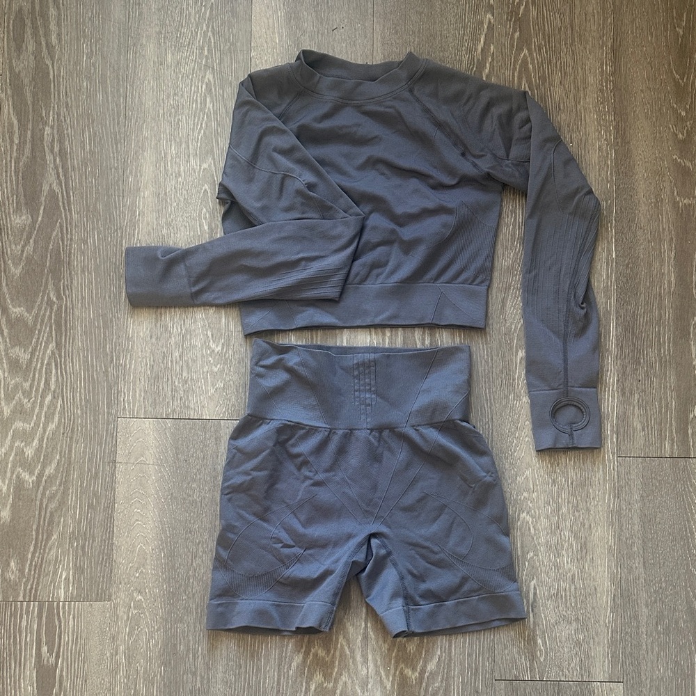 Gray Long Sleeve Crop Top and Shorts Set